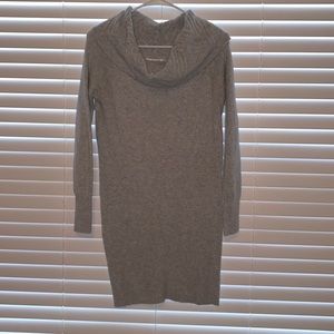 Candie’s gray long tunic cowl neck sweater. Perfect condition-Size small. Comfy!